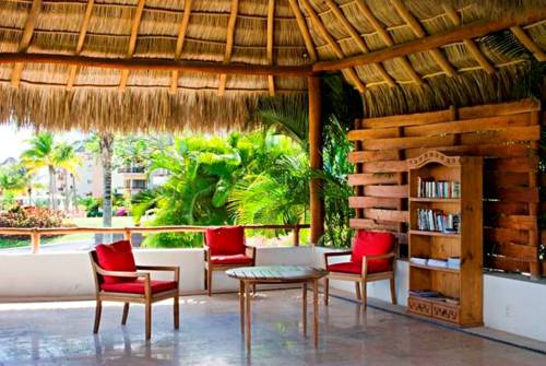 Cruz de Huanacaxtle Mexico Hotel