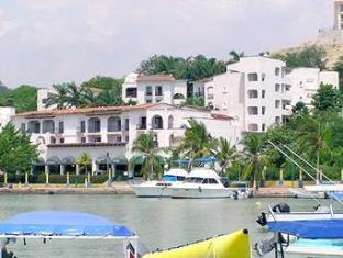 Crucecita Mexico Hotels